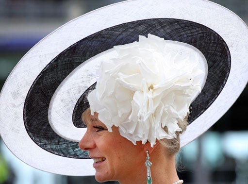 Feminine Finery At Ascot 