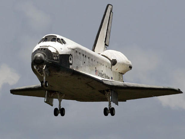  space shuttle Endeavour glides 