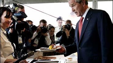 President Bush is served lunch at the Garden Island Naval Base in Sydney 