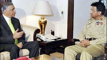 Shaukat Aziz, Pakistan Prime Minister, meets with Pervez Musharraf, Pakistan President, Rawalpindi, Pakistan 