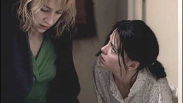 Anamaria Marinca and Laura Vasiliu in "4 Months, 3 Weeks and 2 Days" 