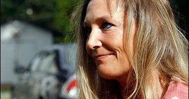 Levi Johnston's Mom and Sister Uncertain About an Invitation to The