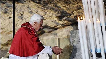 Pope Benedict in France 
