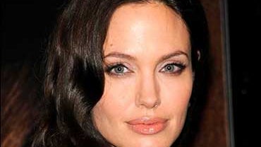 Angelina Jolie 
