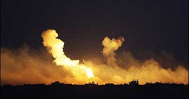 Israel, Hamas Defy Calls For Cease-Fire - CBS News