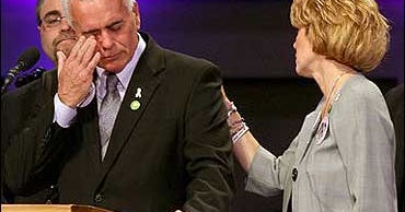 Emotional Memorial For Caylee Anthony CBS News(01)