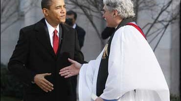 Obama says goodbye to Rev. Luis Leon 