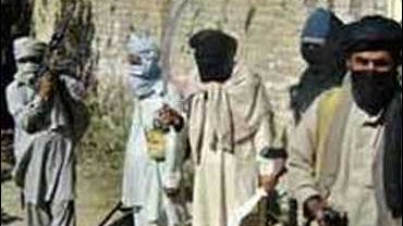 The leader of the Taliban movement in the SWAT Valley Maulana Fazlullah has asked his fighters to stop all operations in the city of Mingora to avoid "hardship and loss of life" among the civilian population, according to the website Islammemo. 