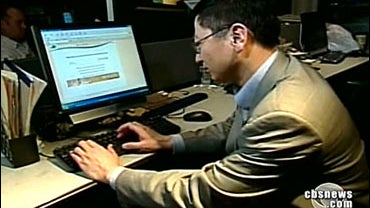 Computer scientist Shiyu Zhou helps Iranians stay connected to the Web despite government crackdown 