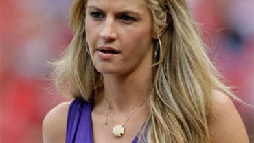 ST. LOUIS, MO - JULY 12: ESPN reporter Erin Andrews looks on during the 2009 XM All-Star Futures Game at Busch Stadium on July 12, 2009 in St. Louis, Missouri. (Photo by Jamie Squire/Getty Images) 