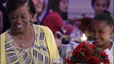 Sasha Obama and Marian Robinson 