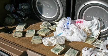 Report Cartels Using Teens to Smuggle Drugs CBS News