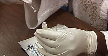 Should Mandatory HIV Testing Be the Norm? CBS News