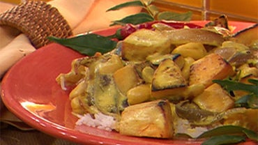 Dede Wilson, contributing editor for Bon Appetit magazine, shared dishes you can make with sugar pumpkins. 