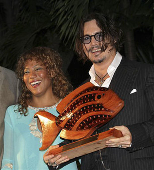 Johnny Depp Gets Film Award 