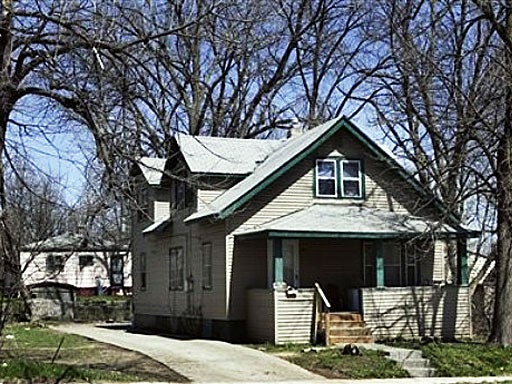The home of missing 9-year-old Shylae Thomas, who was found dead in a Vienna Township storage unit early Wednesday April 22, 2009. Her adoptive mother, Lorrie Mae Thomas, 39, was arrested in connection with the girl's death. 