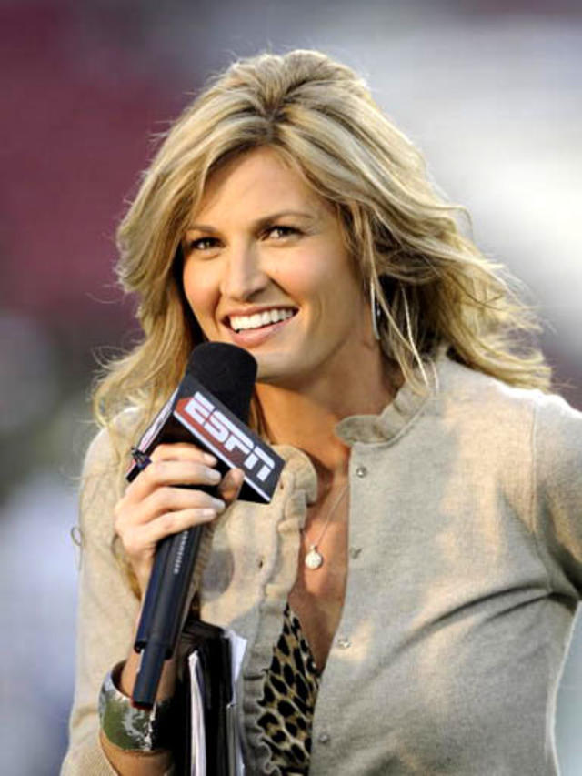 Espn Reporters Female Nude Porn - Erin Andrews Might Be Leaving ESPN, Contract Set To Expire July 1 - CBS News