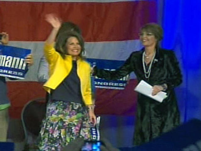 Sarah Palin Michele Bachmann Rally Thousands in Minneapolis CBS