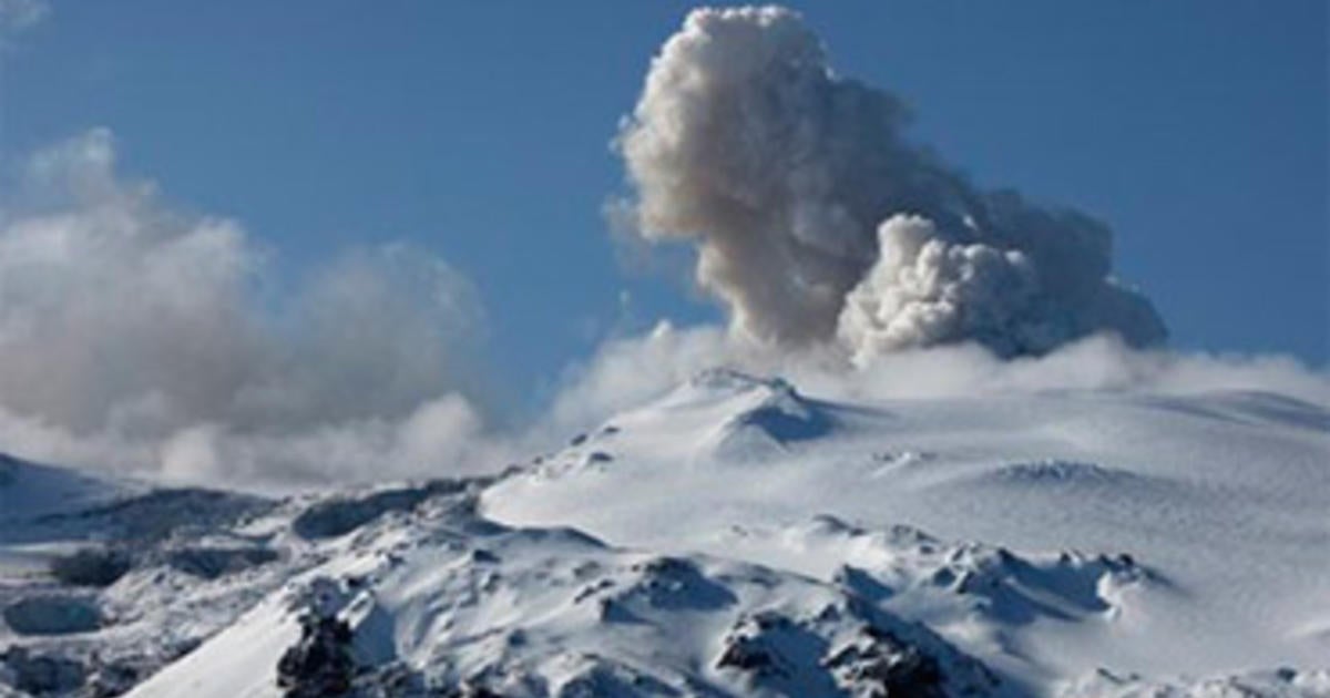 Volcano Ash Grounds Flights in U.K., Ireland - CBS News