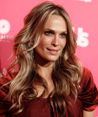 Hollywood-Molly-Sims.gif 