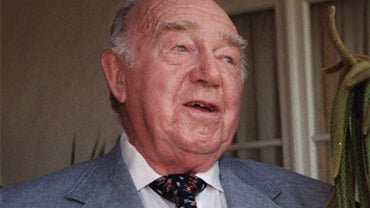 British film director Ronald Neame is seen in this August 2000 file photo in Los Angeles.  