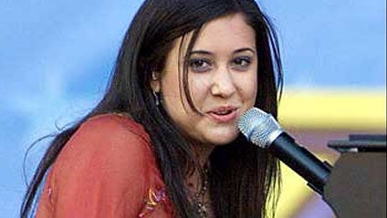 vanessa_carlton_424.jpg 