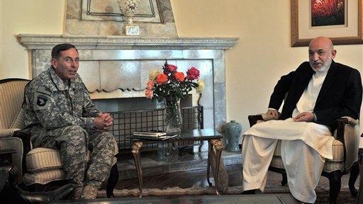 Hamid Karzai, David Petraeus 