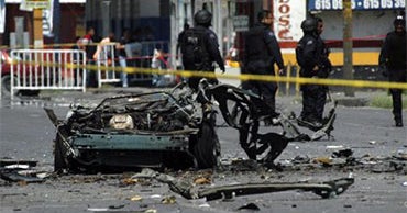 Car Bomb Signals New Turn in Mexico Drug War CBS News