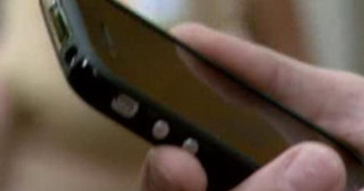 Iprone Tv - In iPhone, Adult Industry Sees Pocket Porn Market - CBS New York