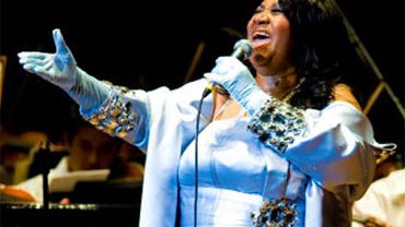 Aretha Franklin performs with the Philadelphia Orchestra at the Mann Center for Performing Arts July 27, 2010, in Philadelphia. (Photo Jeff Fusco/Getty Images) 