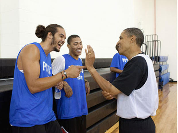 Barack Obama, Joakim Noah, Derrick Rose 