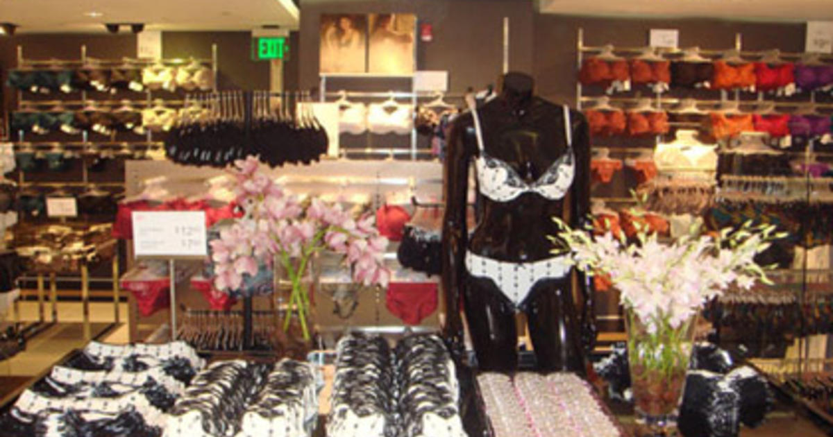 Lingerie retailer Frederick's of Hollywood closes all of its stores