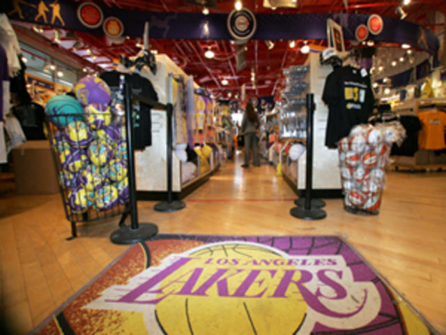 lakers store staples center