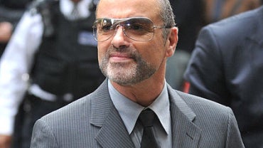 george_michael_8wksjail_424_370x278.jpg 