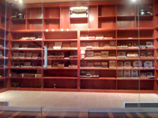 Ashes Cigar Lounge 