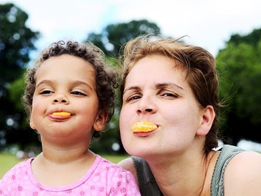 mom, mother, parent, child, kid, daughter, fun, food, funny 