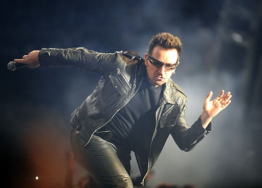 010-bono_2.jpg 