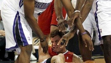 Marcus Landry, Blake Griffin, DeMarcus Cousins 