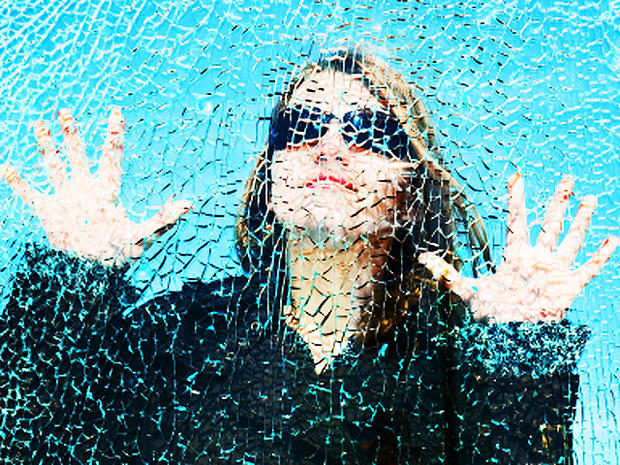 woman broken glass 4x3 