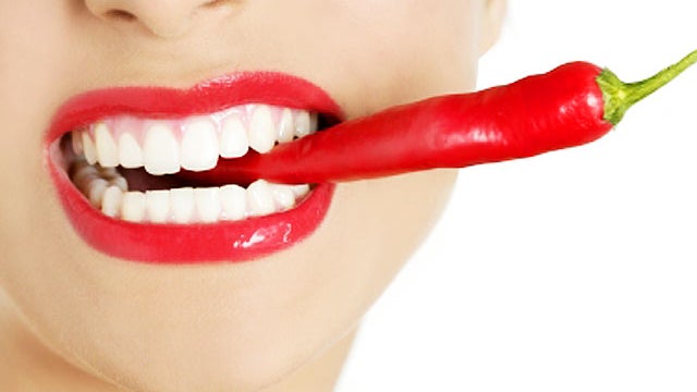 chili-pepper-mouth_1.jpg 