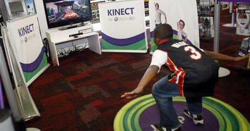Early Reviews as Microsoft Kinect Goes Live - CBS News