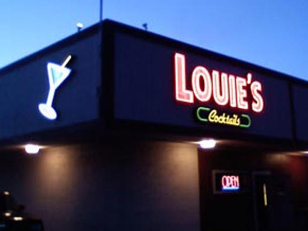 Louie's Lounge 