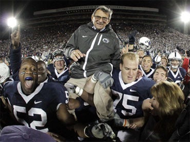 Joe Paterno's record-setting career by the numbers - CBS News