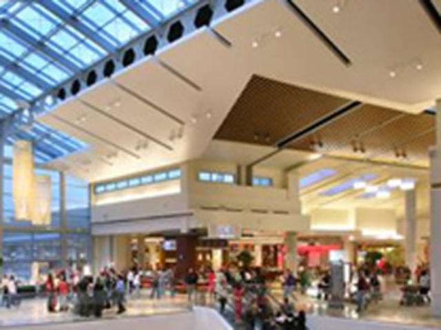Westfield Galleria at Roseville - Roseville, CA - Indoor Malls on
