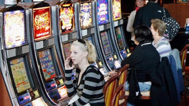 casino-gambling-slot-machines1.jpg 