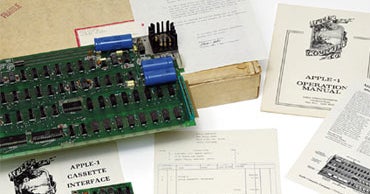First Apple Computer Auctioned for $210,000 - CBS News