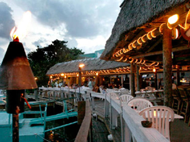 Snapper's Waterfront Grill 