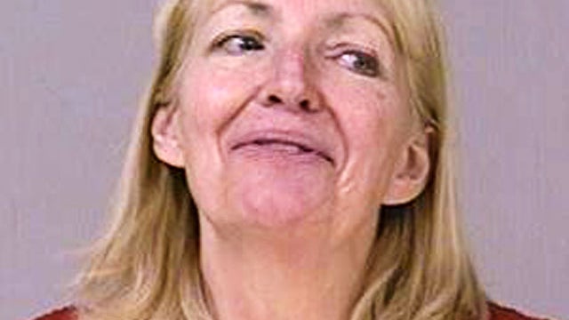 Police: Wisconsin Woman Karen Lueders Bites Off Husband's Tongue, Starts Singing Christmas Carols 