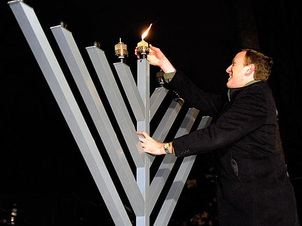 Anti- Semitism, Vandalism Doesn't Dim Lights of Channukah at Indiana University 
