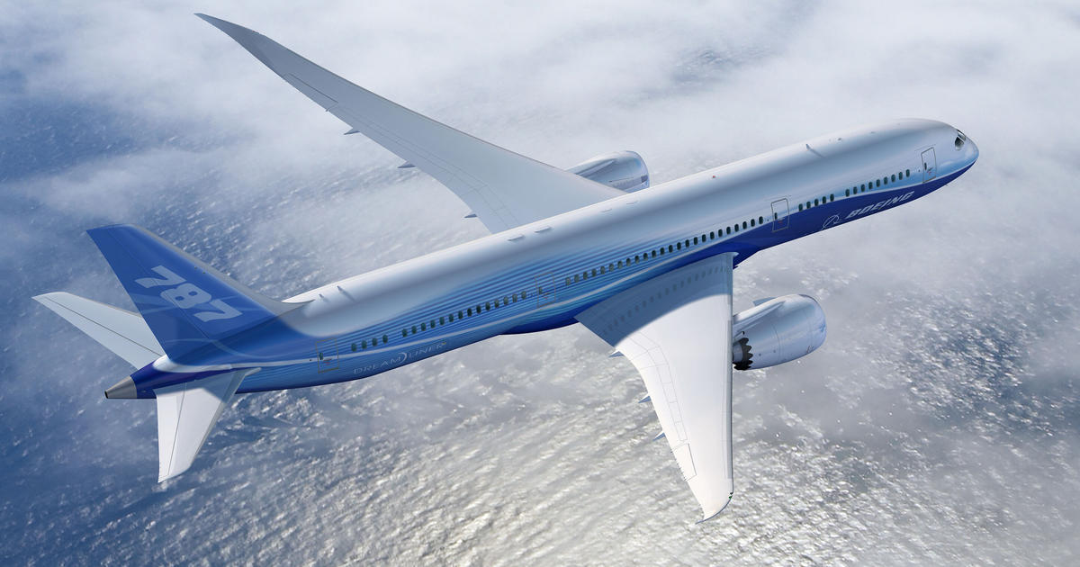 Landing gear glitch hits Boeing's 787 Dreamliner - CBS News